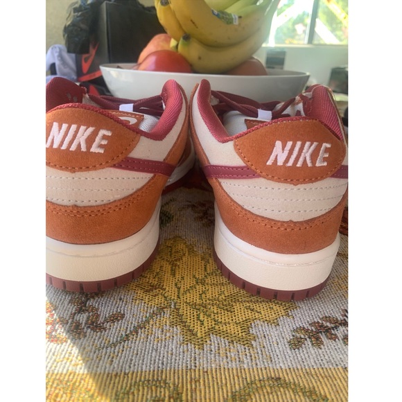 Nike SB Dunk Dark Russet Cedar - Picture 2 of 4